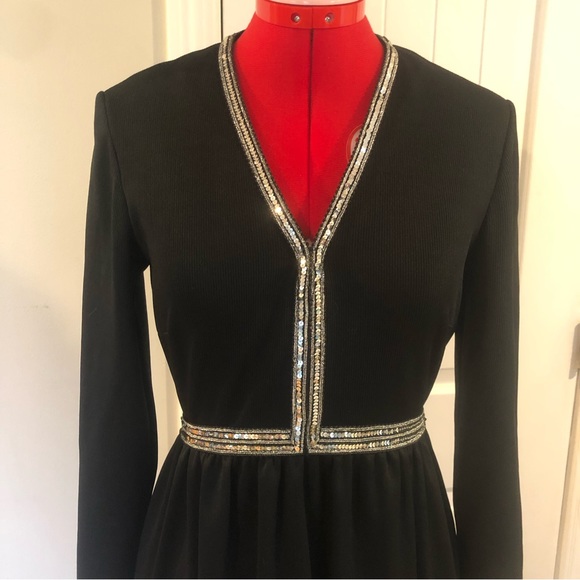 Vintage 1970s R&K Knits Black Long Sleeve Kaftan Maxi Dress - Picture 2 of 10